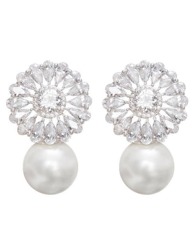 Slaks World Fashion Starburst Gem And Pearl Earrings - Silver - Shopzetu