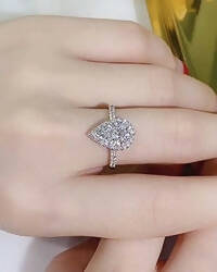 Slaks World Fashion Pear Shape Ring Size 6 - Silver - Shopzetu