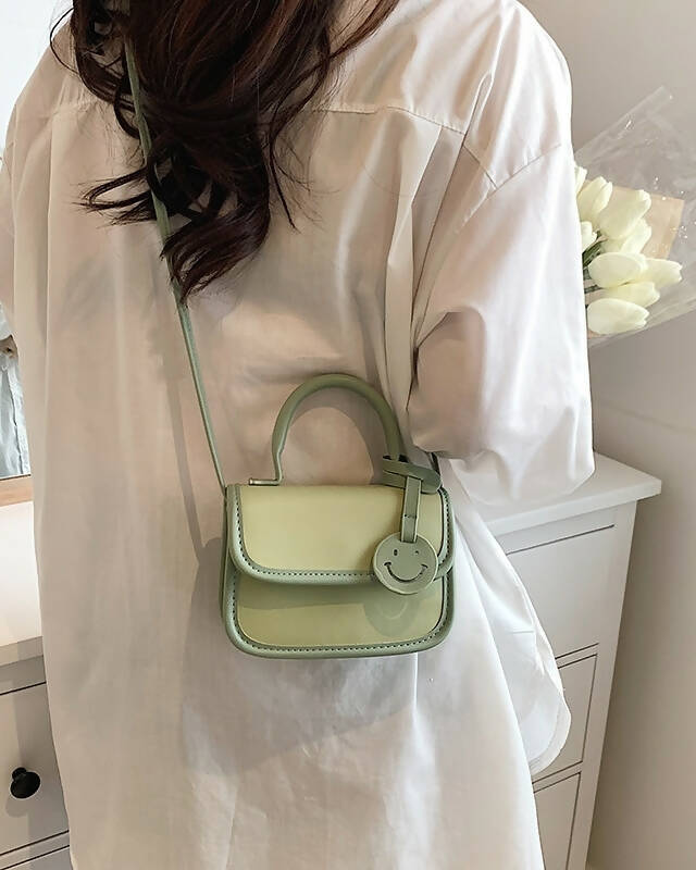 Slaks World Fashion Small Size Muff Handbag - Green
