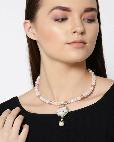 Slaks World Fashion Gold-Plated Beaded Necklace - White / Pink