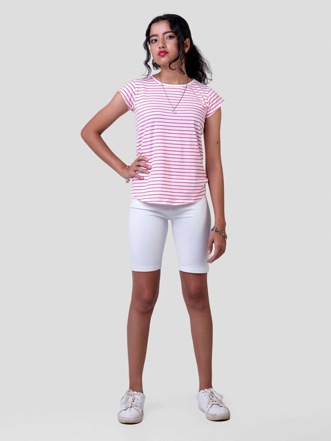 Inken Stripe Short sleeve Shirt-tail T-shirt - Berry Stripes - Shopzetu