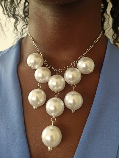 Xara Gems Glamour Necklace - White - Shopzetu