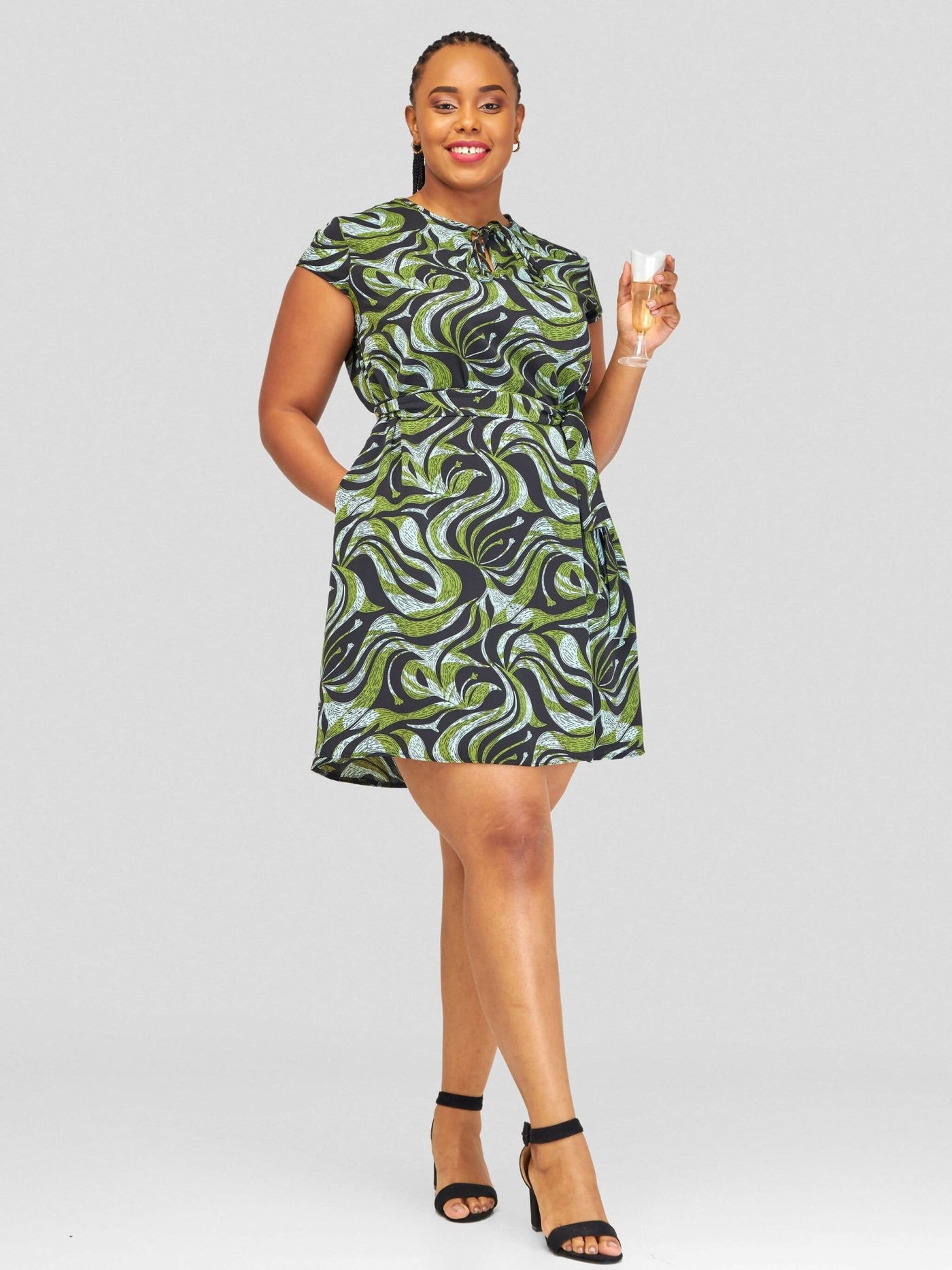 Salok Havilah Apphia Shift Dress - Green Print - Shopzetu