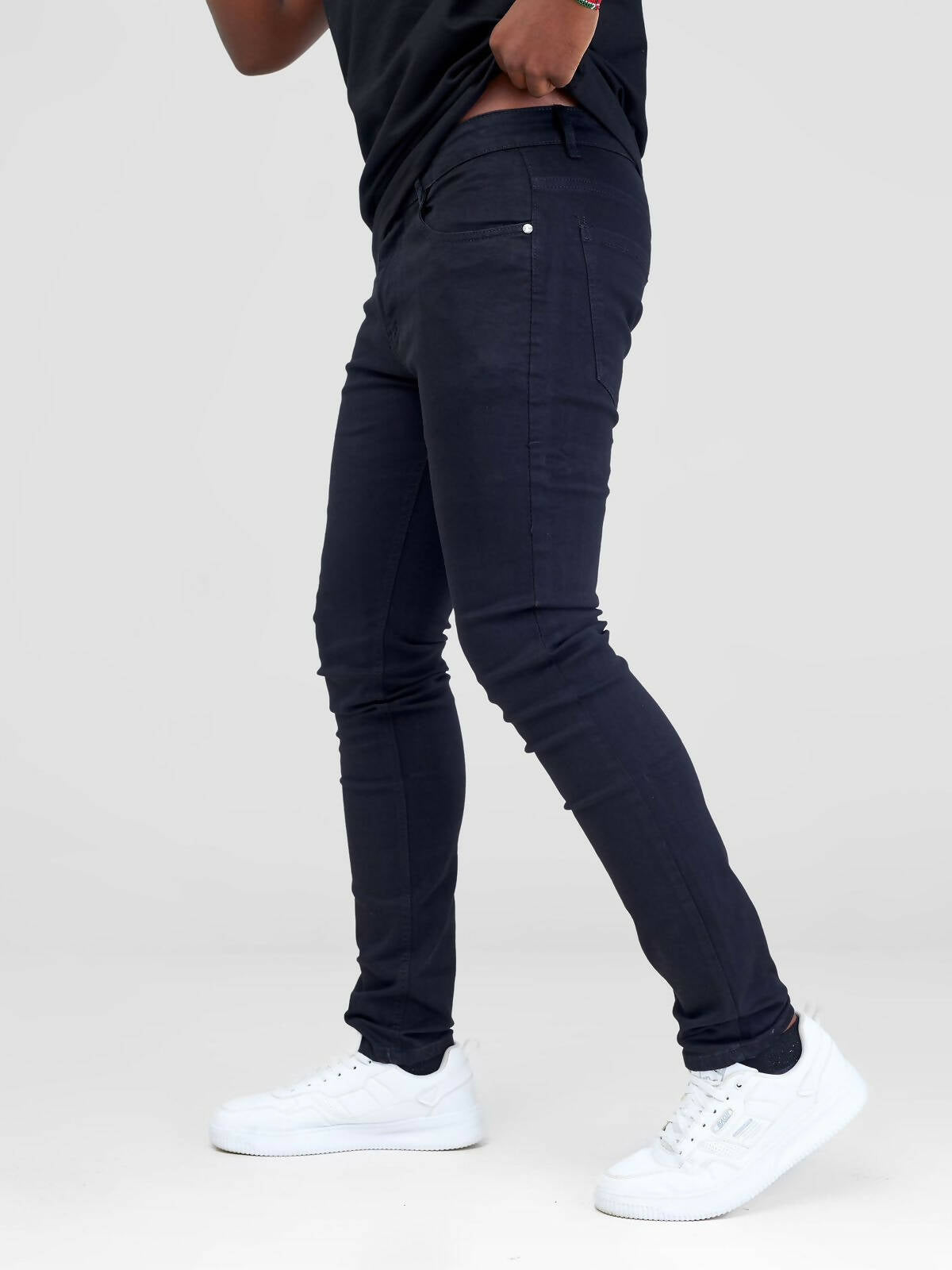 Stylish Sisters Men's Plain Jeans - Black - Shopzetu
