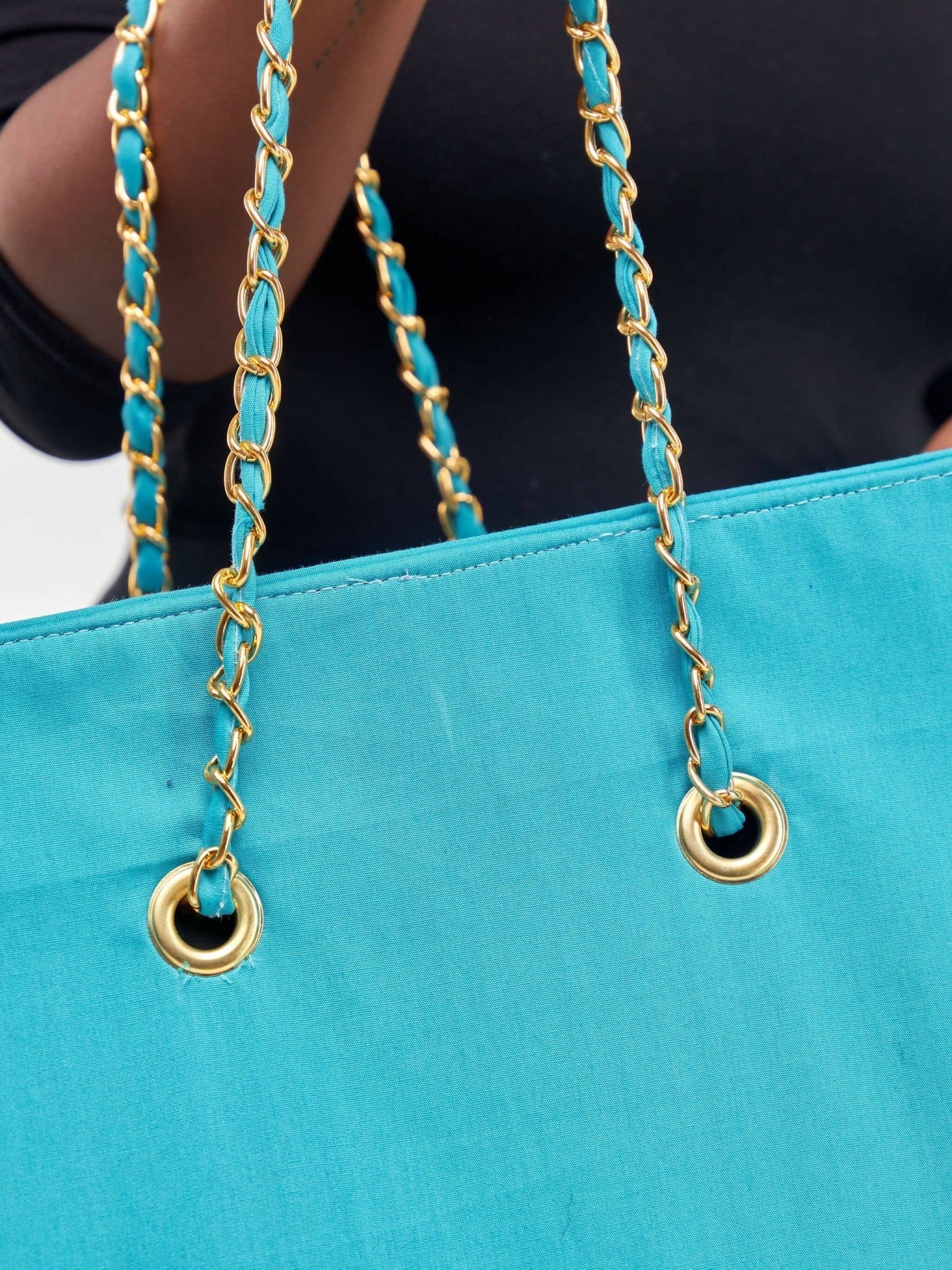 Kay Designs Chained Handbag -Turquoise - Shopzetu