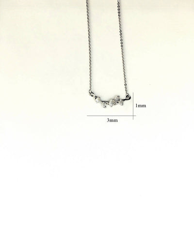 Slaks World Fashion Flower Design Necklace - Silver