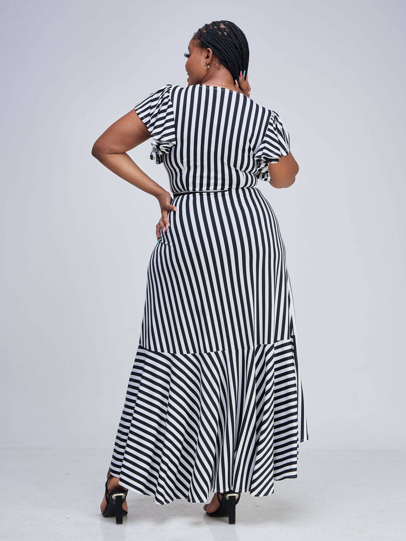 Elsie Glamour Amira Maxi Dress - Black / White Print